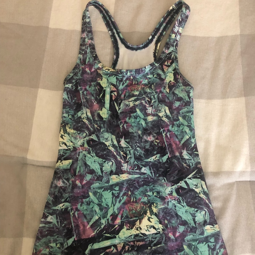Lululemon Wrap it Up tank size 4